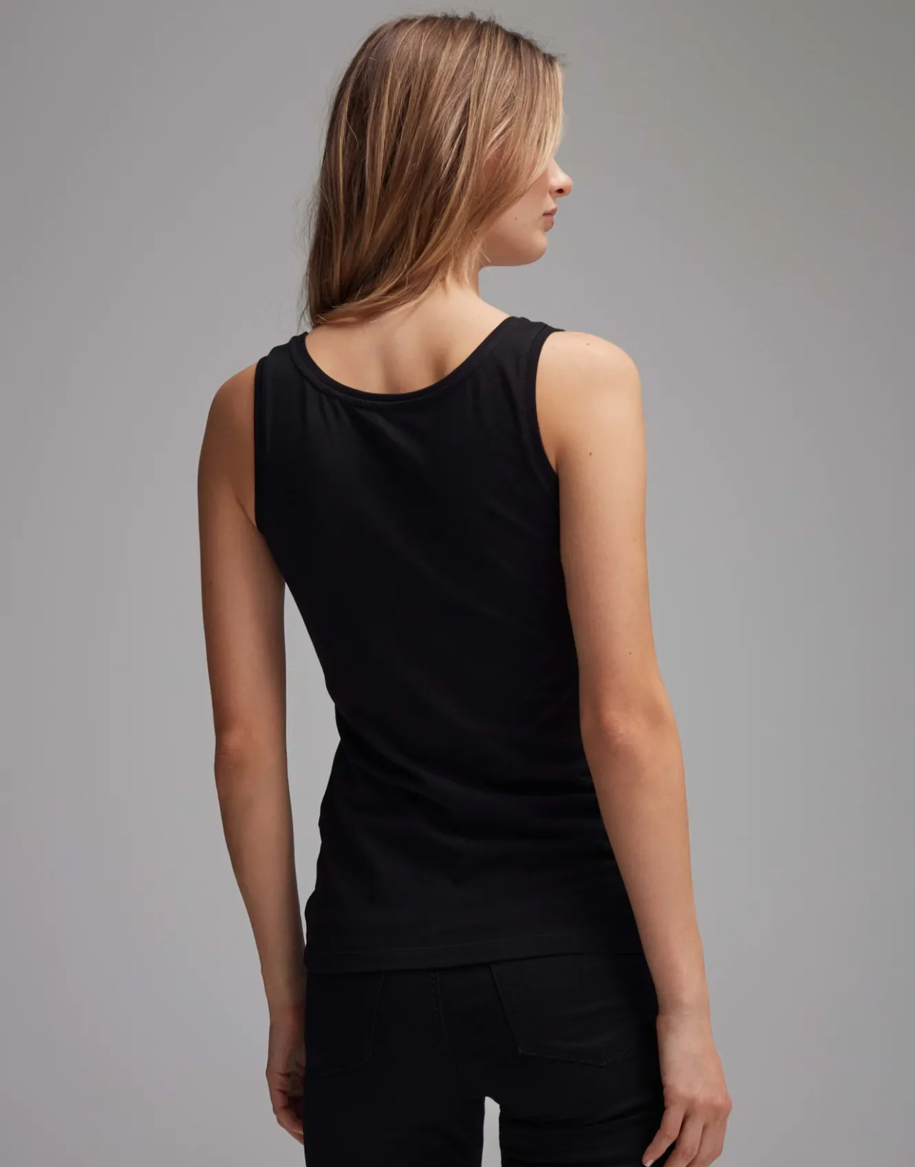 top_imilia_schwarz_online_bestellen_2.webp OPUS Top Imilia Schwarz Online Bestellen^Damen Basics | Shirts