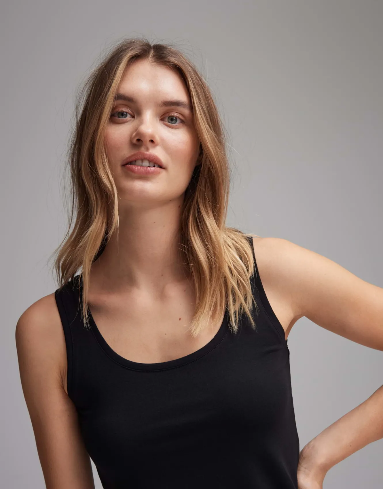 top_imilia_schwarz_online_bestellen_4.webp OPUS Top Imilia Schwarz Online Bestellen^Damen Basics | Shirts