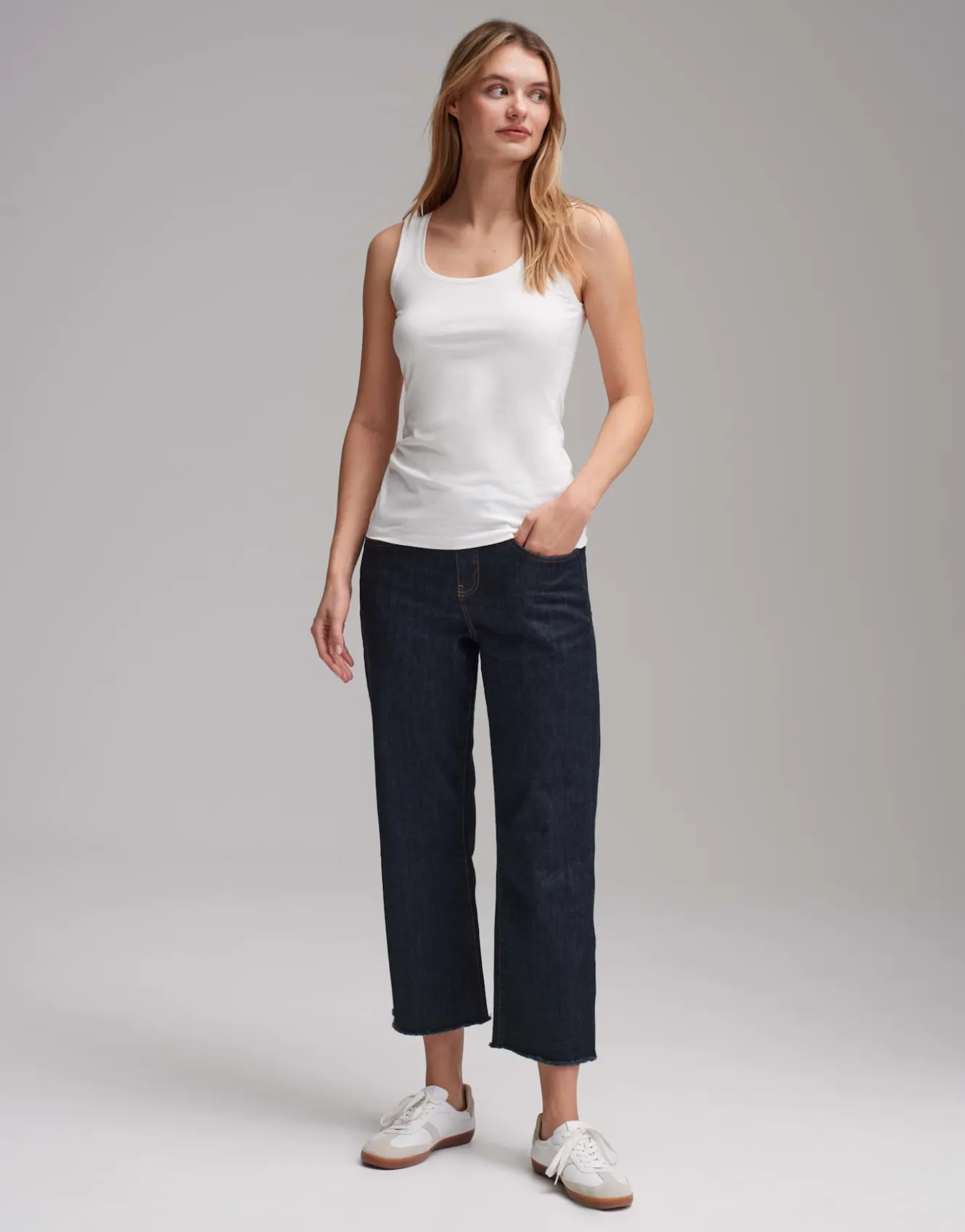 top_imilia_wei_online_bestellen_0.webp OPUS Top Imilia Weiß Online Bestellen^Damen Basics | Shirts