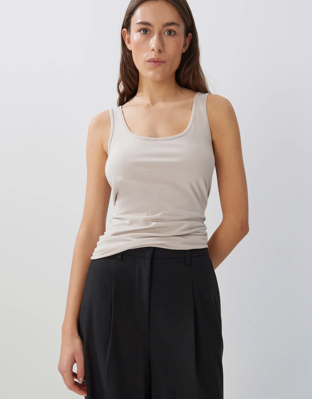 top_kthi_beige_online_bestellen_1.webp OPUS Top Käthi Online Bestellen^Damen Basics | Shirts