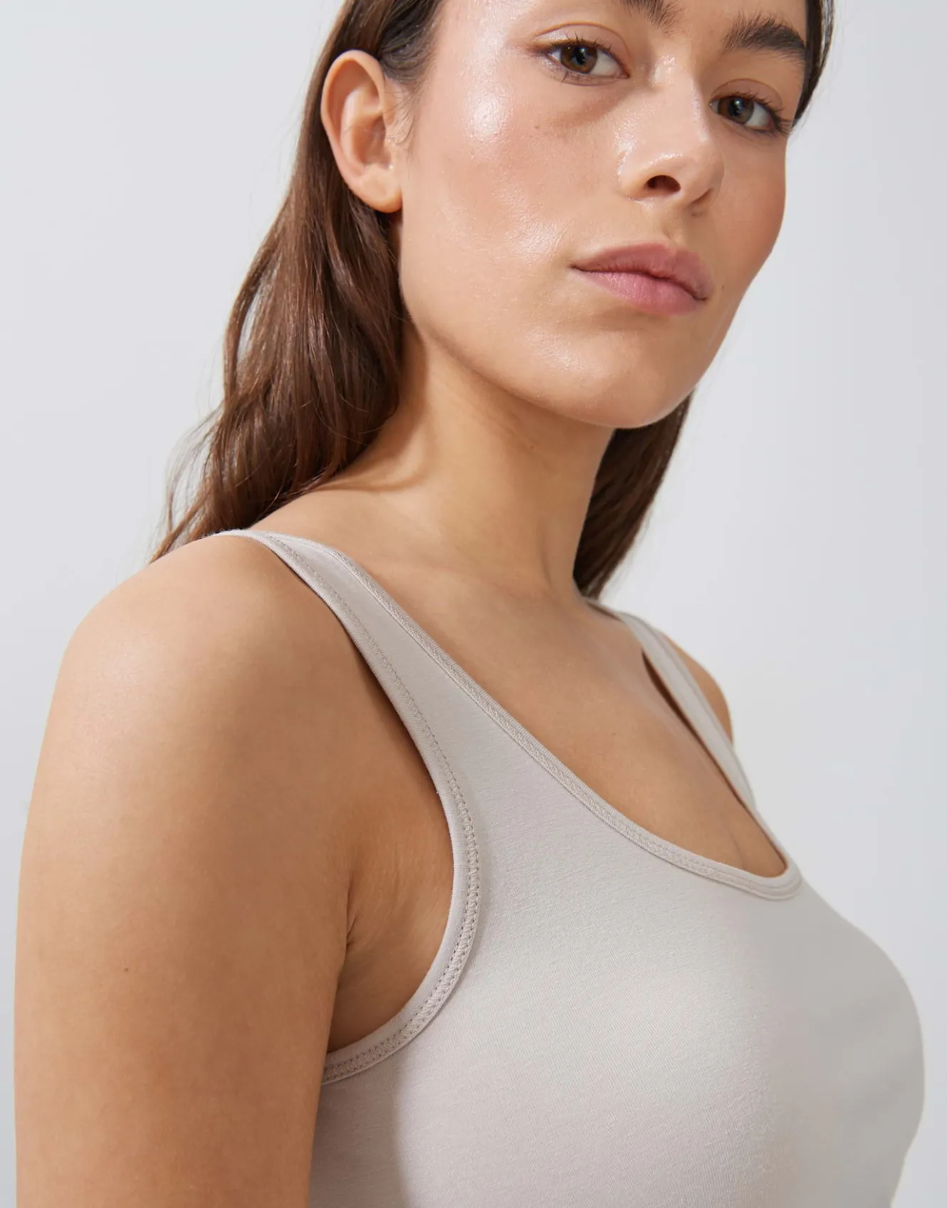 top_kthi_beige_online_bestellen_3.webp OPUS Top Käthi Online Bestellen^Damen Basics | Shirts