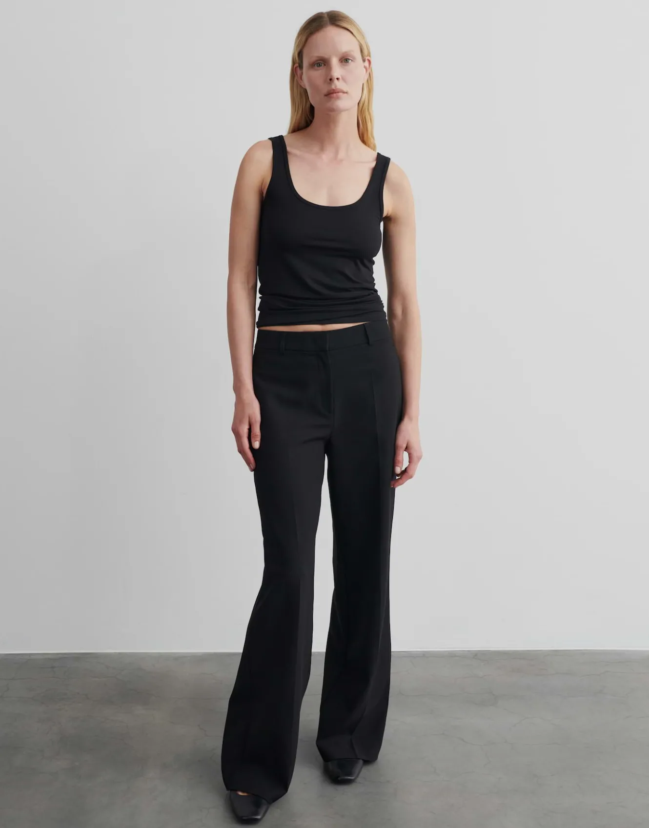 top_kthi_schwarz_online_bestellen_4.webp OPUS Top Käthi Schwarz Online Bestellen^Damen Basics | Shirts