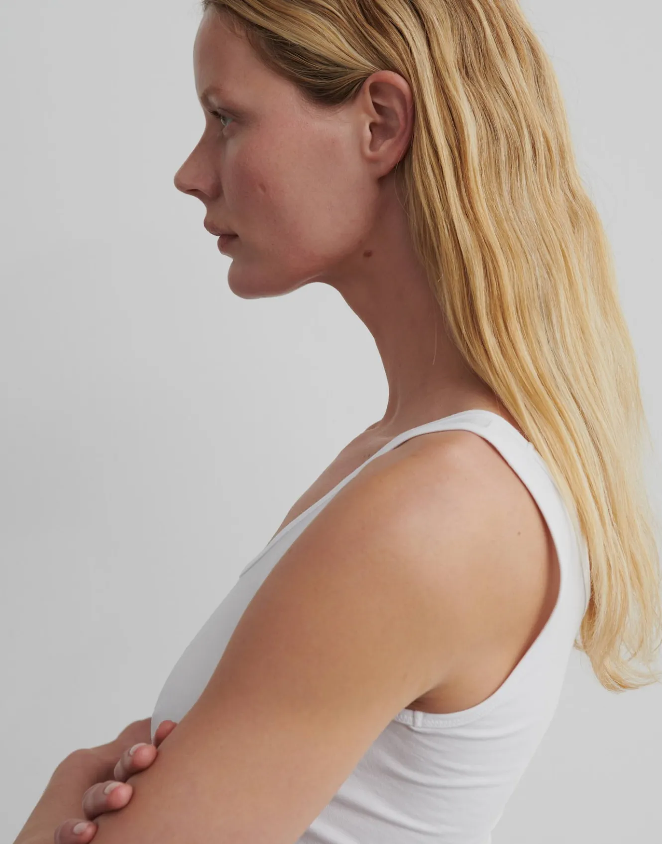 top_kthi_wei_online_bestellen_3-1.webp OPUS Top Käthi Weiß Online Bestellen^Damen Basics | Shirts