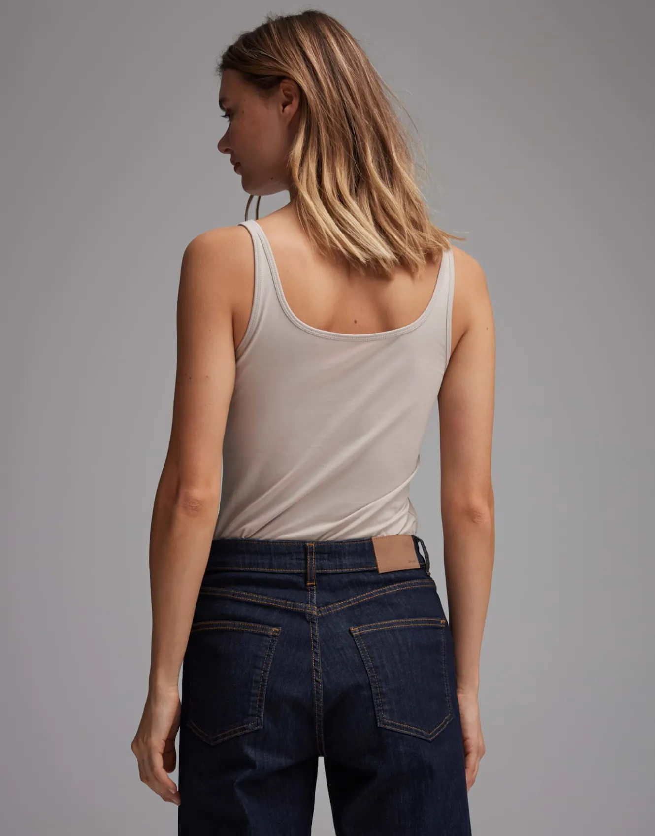 trgertop_ina_beige_online_bestellen_2.webp OPUS Trägertop Ina Online Bestellen^Damen Basics | Shirts