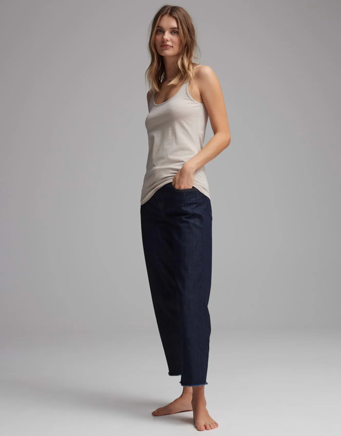 trgertop_ina_beige_online_bestellen_5.webp OPUS Trägertop Ina Online Bestellen^Damen Basics | Shirts