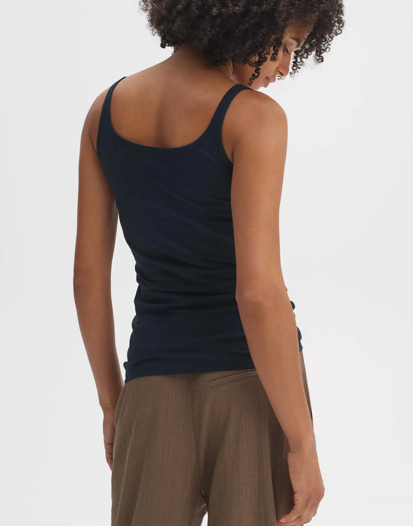 trgertop_ina_blau_online_bestellen_2.webp OPUS Trägertop Ina Blau Online Bestellen^Damen Basics | Shirts