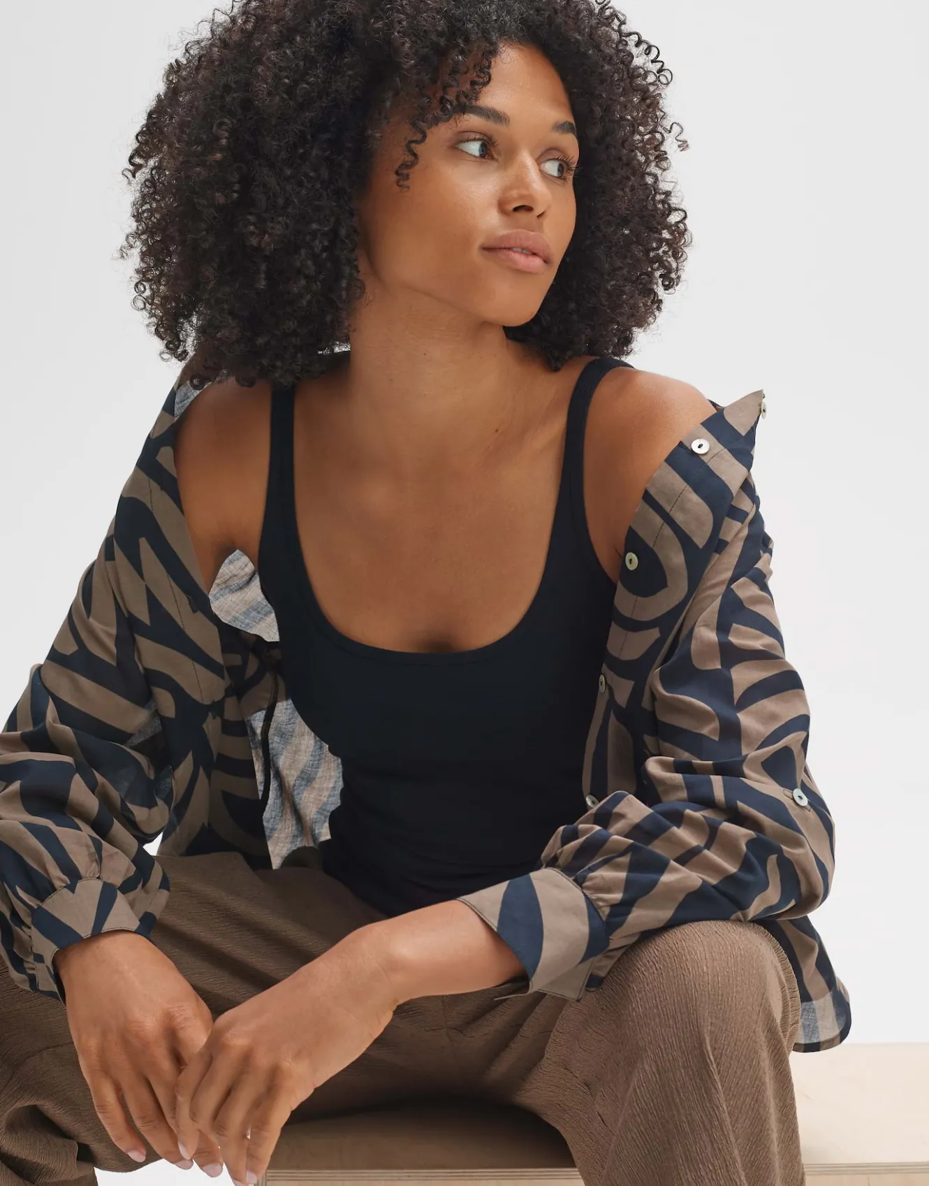 trgertop_ina_blau_online_bestellen_6.webp OPUS Trägertop Ina Blau Online Bestellen^Damen Basics | Shirts