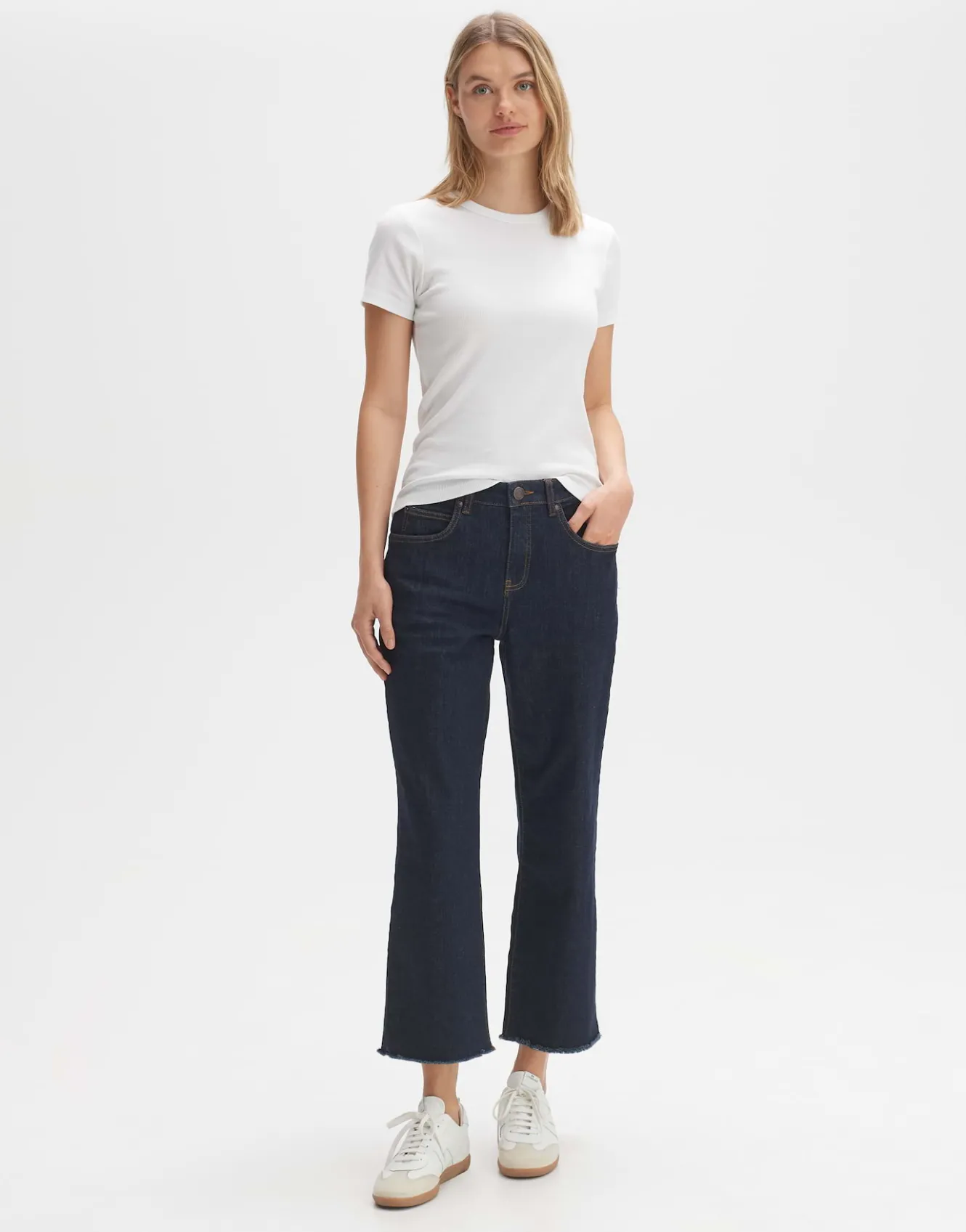 tshirt_samuna_wei_online_bestellen_0.webp OPUS T-Shirt Samuna Weiß Online Bestellen^Damen Basics | Shirts