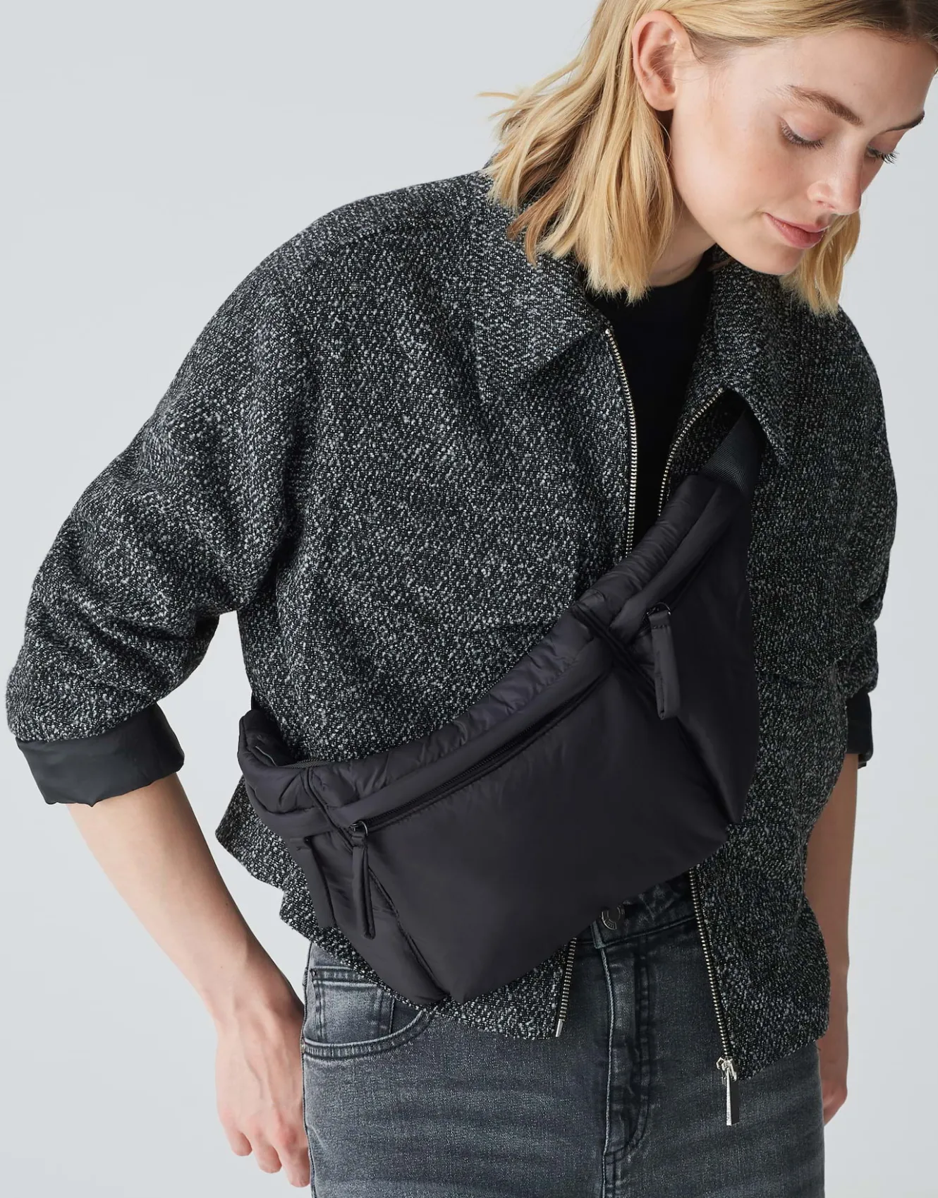 umhngetasche_asandi_bag_schwarz_online_bestellen_1.webp OPUS Umhängetasche Asandi Bag Schwarz Online Bestellen^Damen Accessoires