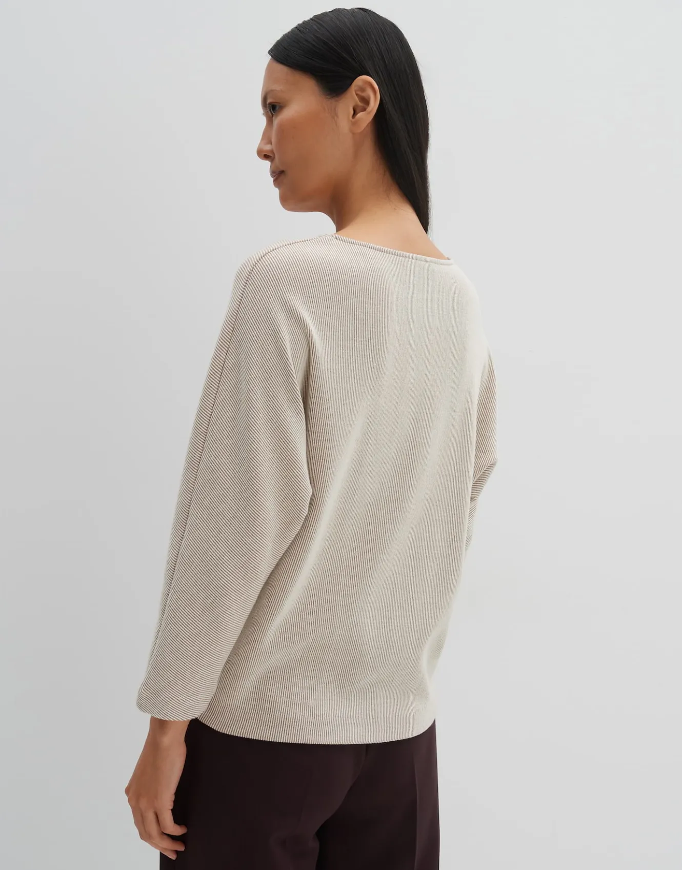 vshirt_kayoma_beige_online_bestellen_2.webp OPUS V-Shirt Kayoma Beige Online Bestellen^Damen Shirts
