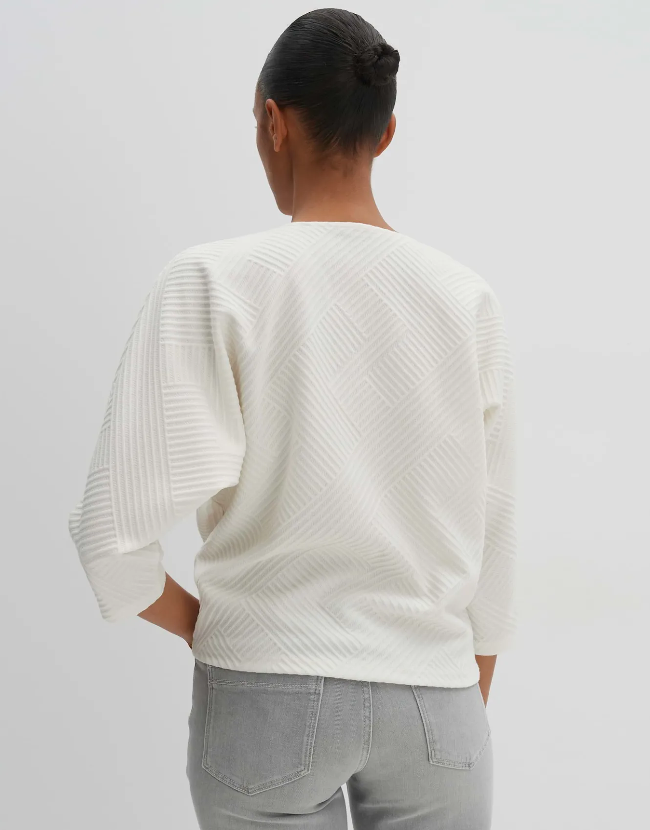 vshirt_kemony_wei_online_bestellen_2.webp OPUS V-Shirt Kemony Weiß Online Bestellen^Damen Shirts