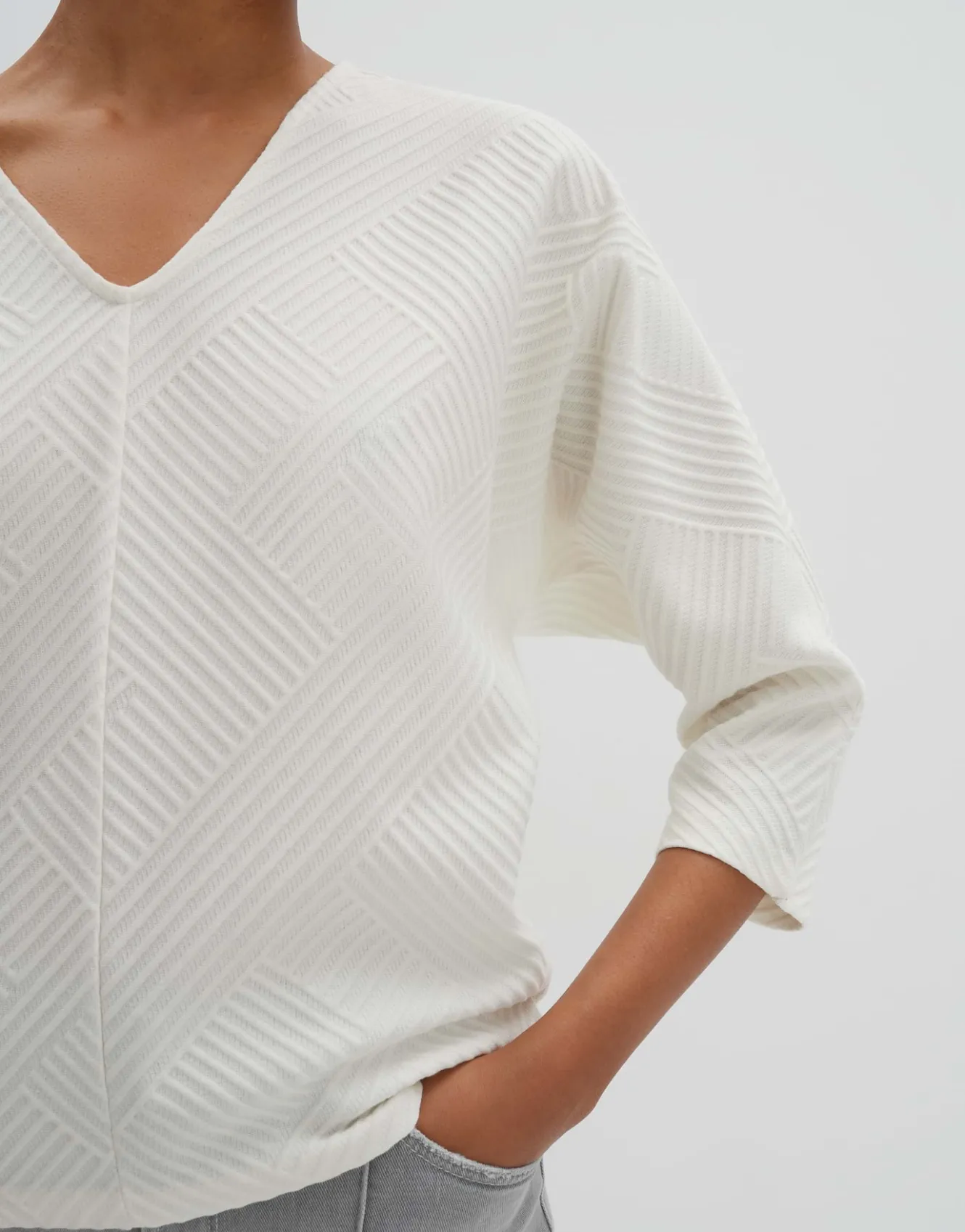 vshirt_kemony_wei_online_bestellen_3.webp OPUS V-Shirt Kemony Weiß Online Bestellen^Damen Shirts