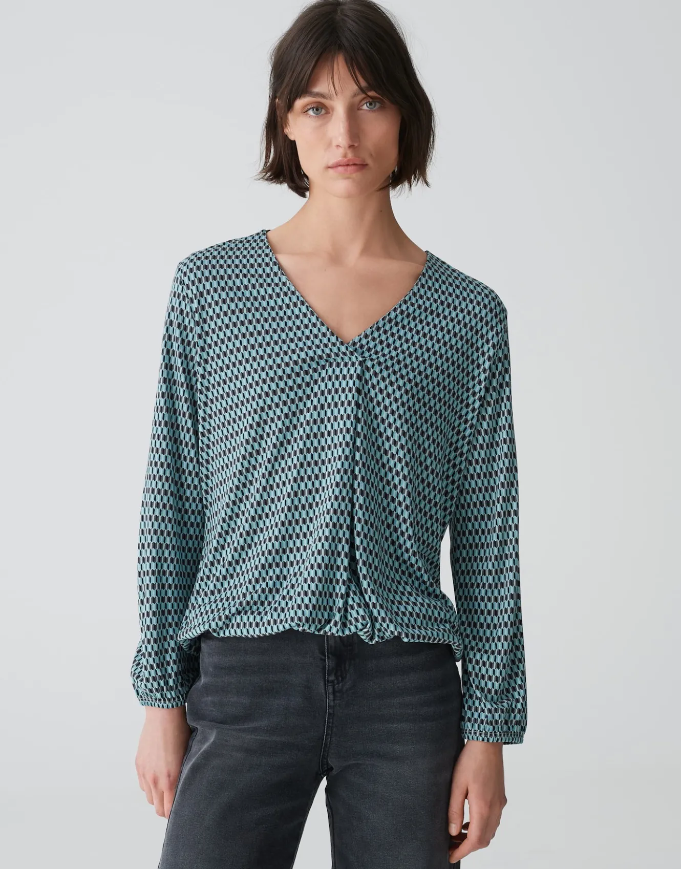 vshirt_sannah_tradition_blau_online_bestellen_1.webp OPUS V-Shirt Sannah Tradition Blau Online Bestellen^Damen Shirts