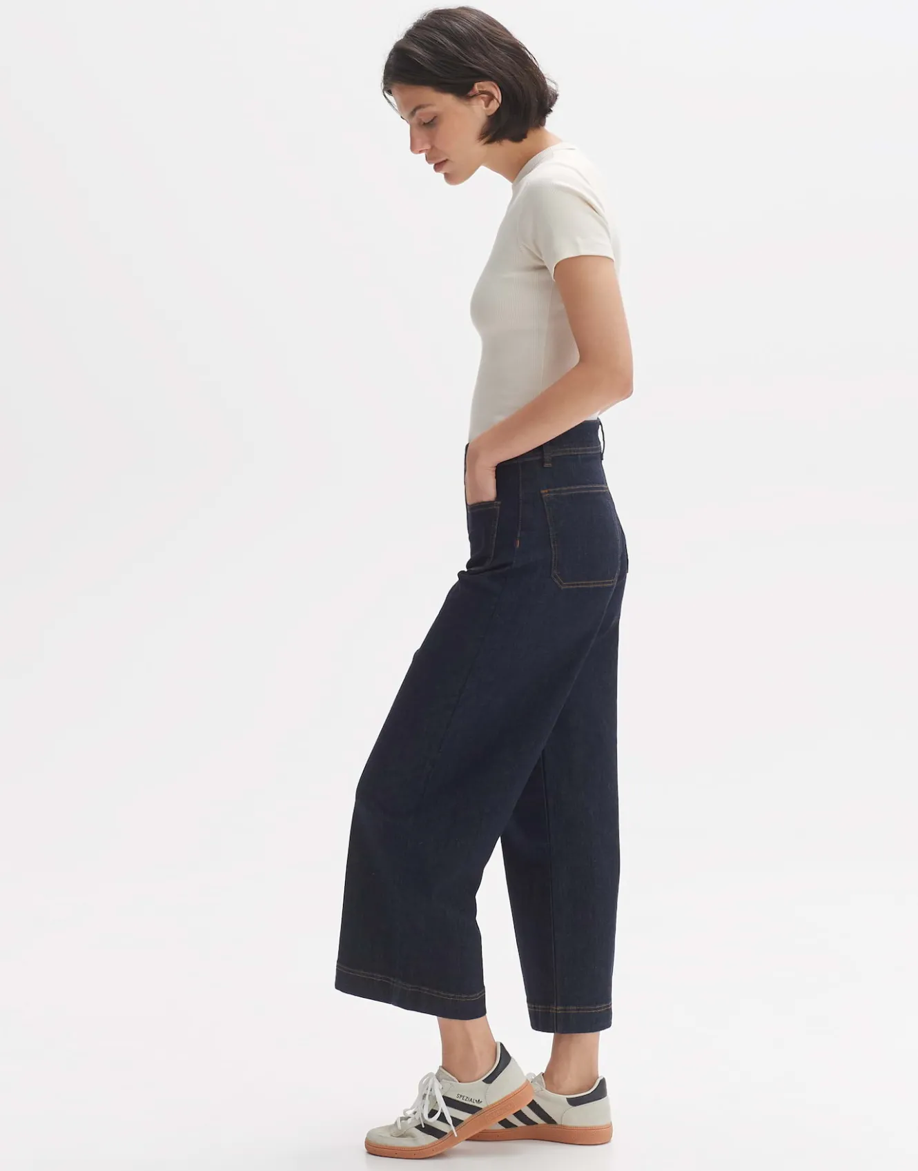wide_cropped_jeans_macona_blue_blau_online_bestellen_3.webp OPUS Wide Cropped Jeans Macona Blue Blau Online Bestellen^Damen Jeans