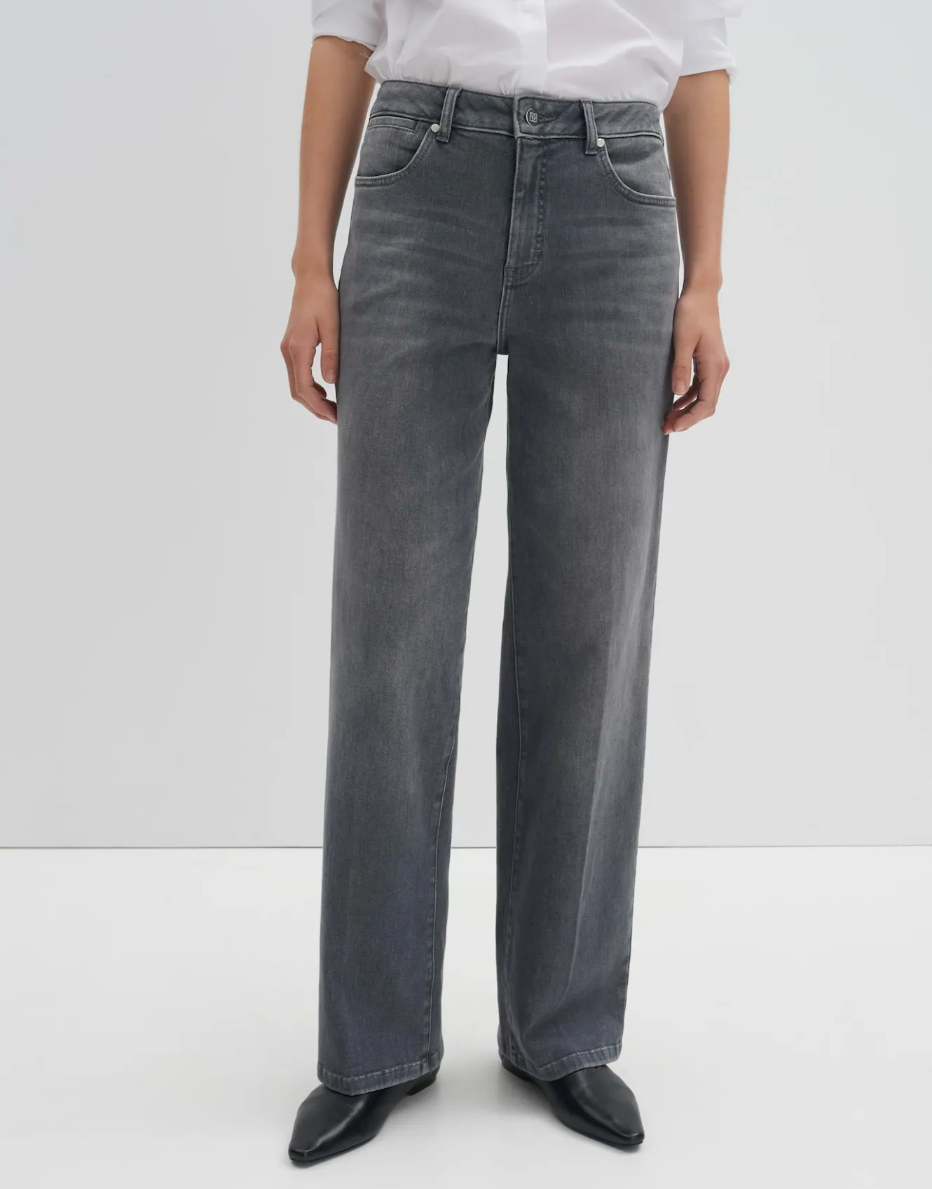 wide_leg_jeans_cellma_iconic_grau_online_bestellen_1.webp OPUS Wide Leg Jeans Cellma Iconic Grau Online Bestellen^Damen Jeans
