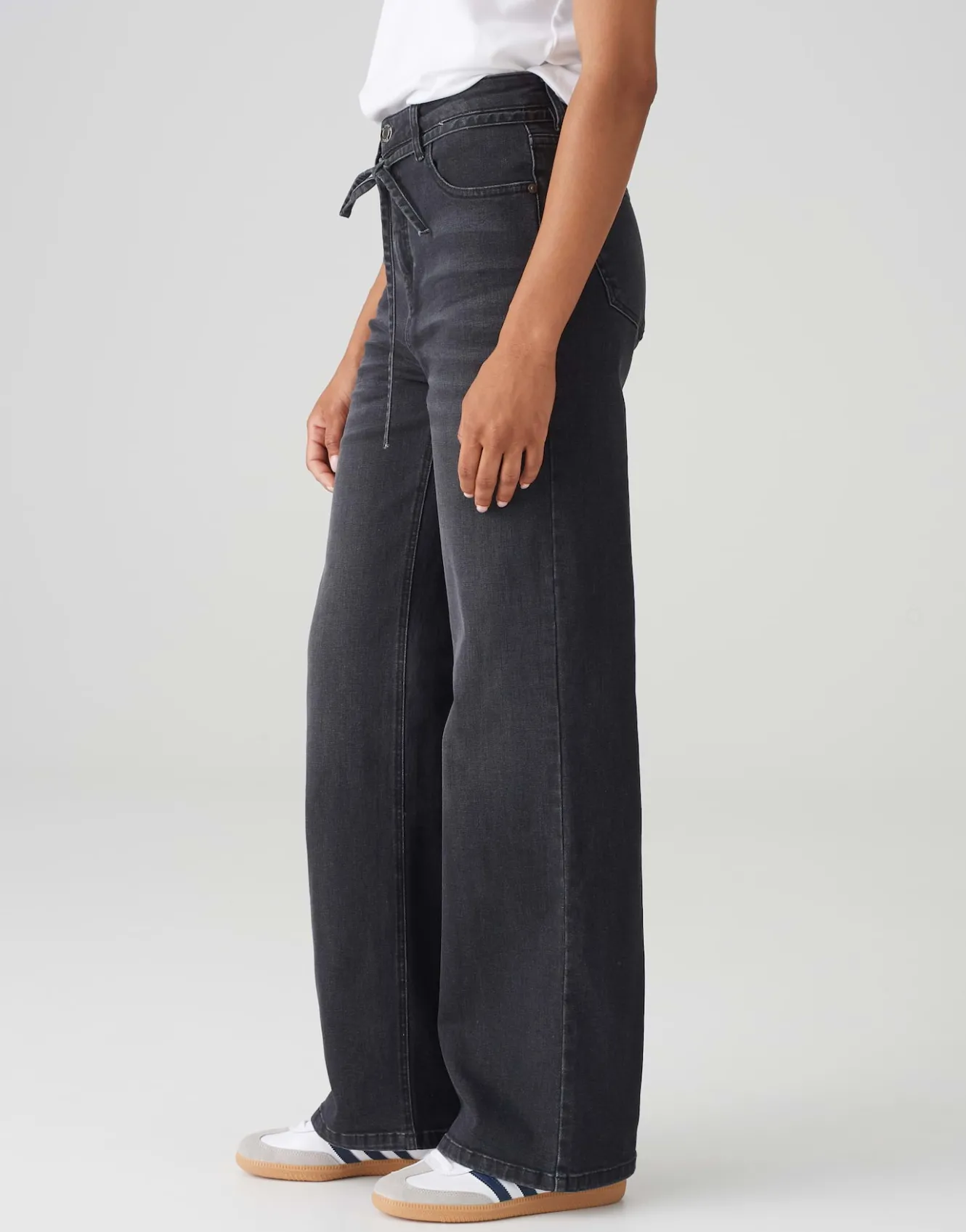 wide_leg_jeans_marli_belt_grau_online_bestellen_3.webp OPUS Wide Leg Jeans Marli Belt Grau Online Bestellen^Damen Jeans