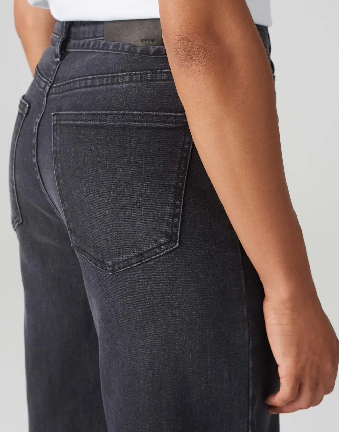 wide_leg_jeans_marli_belt_grau_online_bestellen_5.webp OPUS Wide Leg Jeans Marli Belt Grau Online Bestellen^Damen Jeans