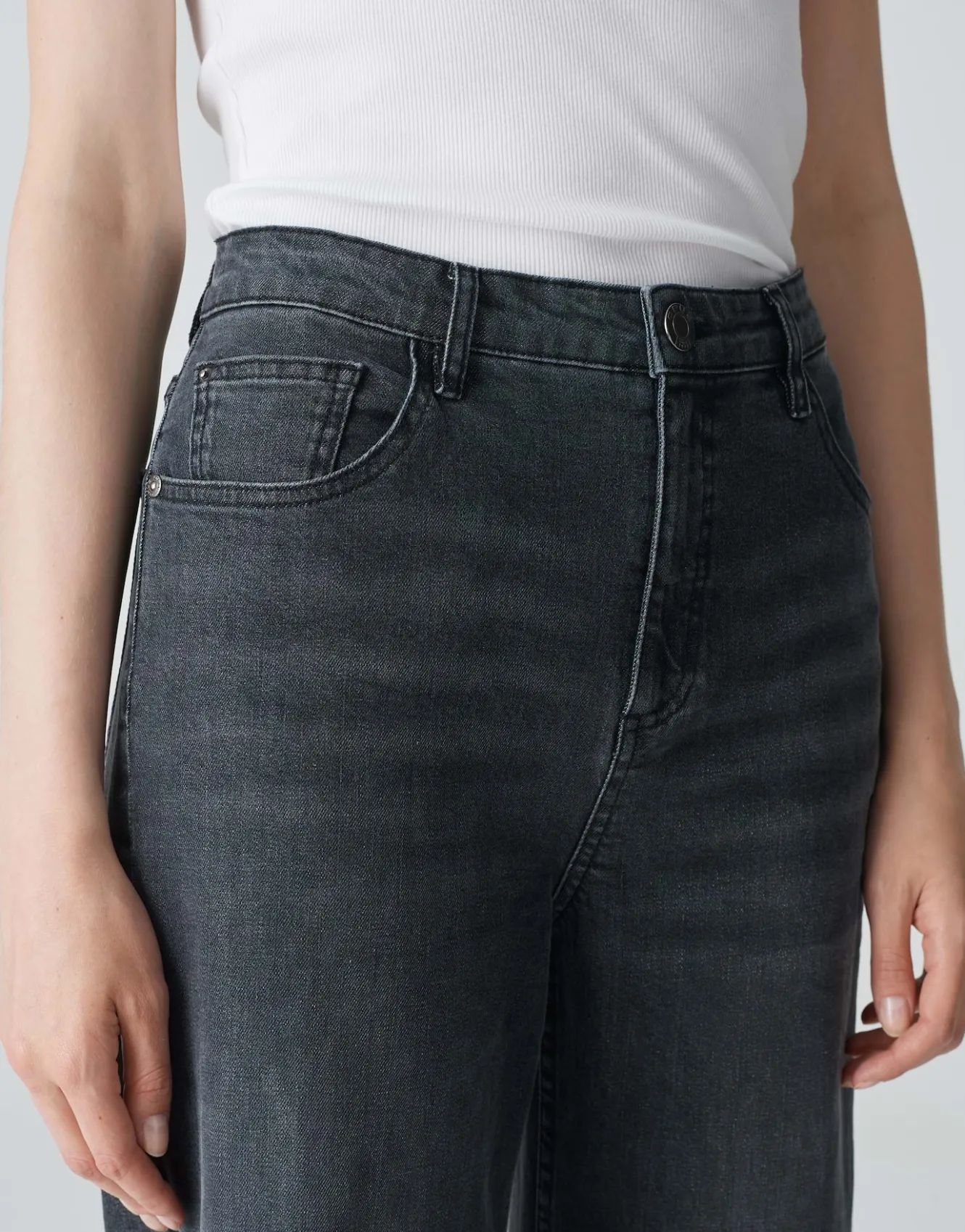 wide_leg_jeans_marli_turn_up_grau_online_bestellen_5.webp OPUS Wide Leg Jeans Marli Turn Up Grau Online Bestellen^Damen Jeans