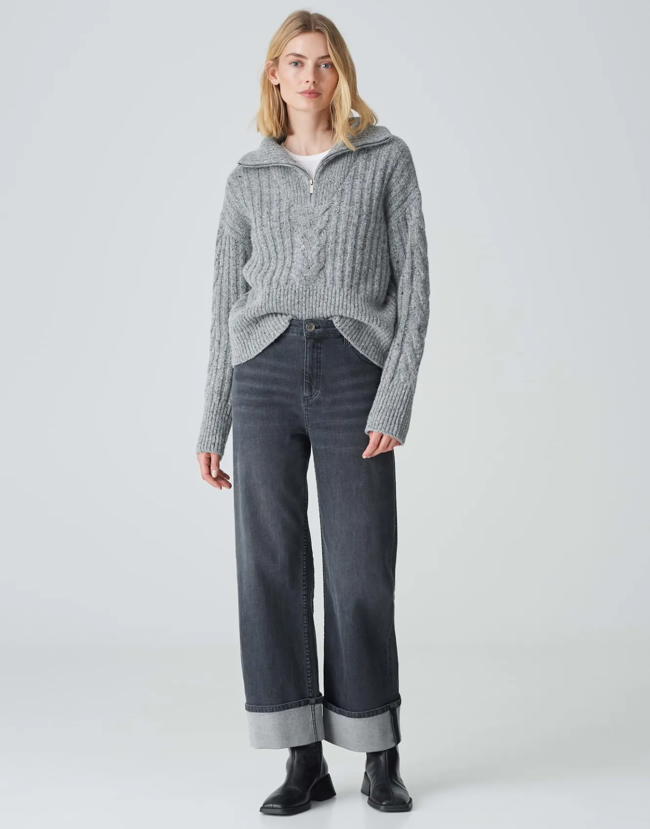 wide_leg_jeans_marli_turn_up_grau_online_bestellen_7.webp OPUS Wide Leg Jeans Marli Turn Up Grau Online Bestellen^Damen Jeans