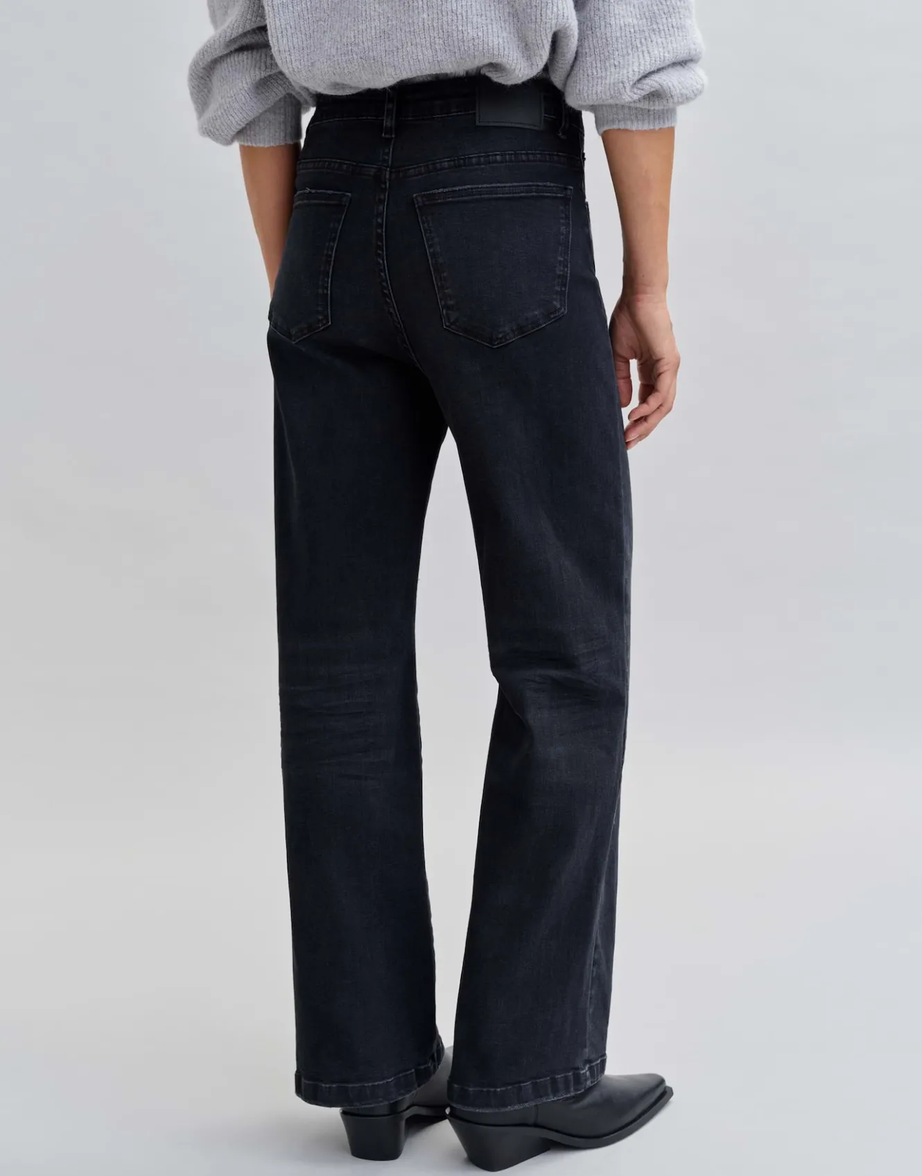 wide_leg_jeans_mivy_schwarz_online_bestellen_2.webp OPUS Wide Leg Jeans Mivy Schwarz Online Bestellen^Damen Jeans