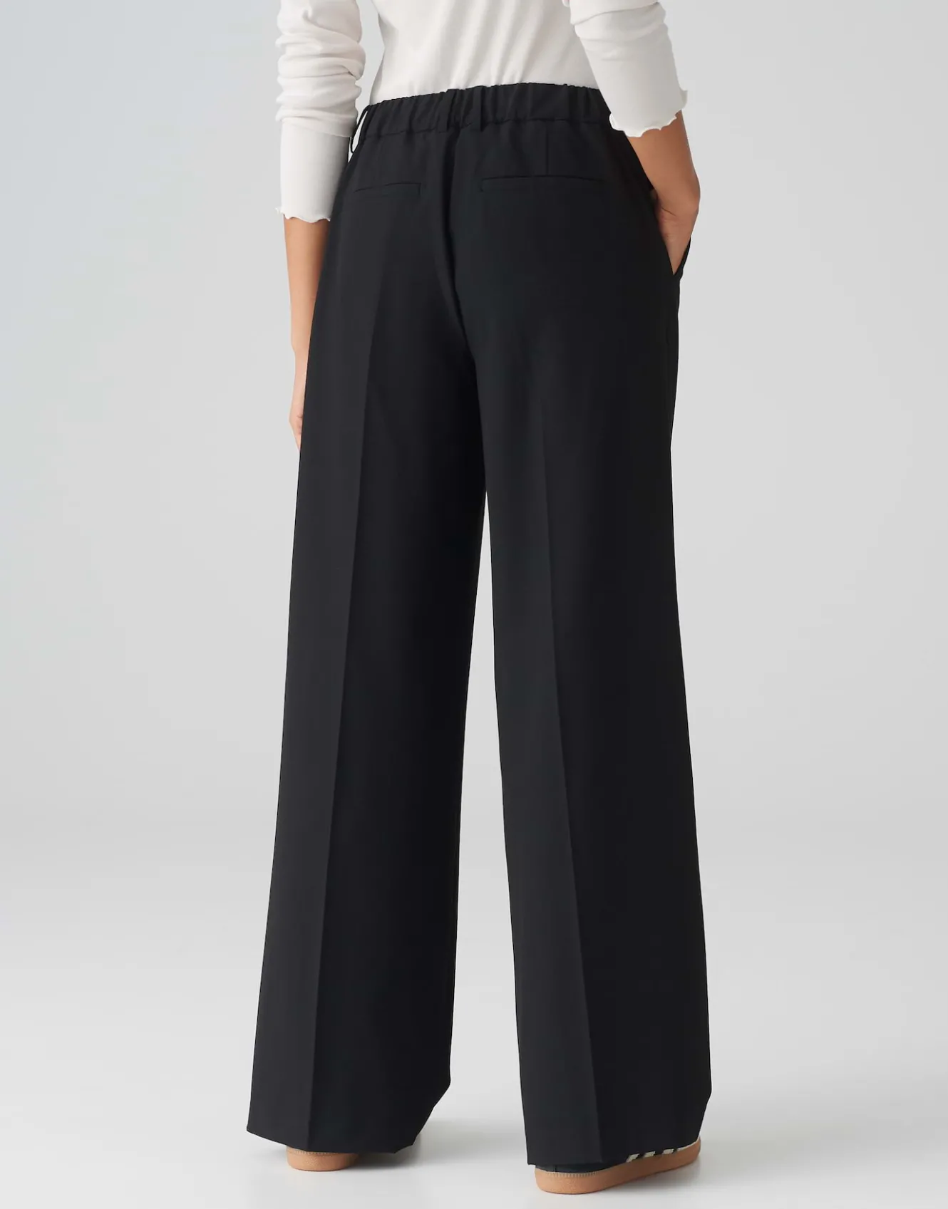 wide_leg_pants_mariena_schwarz_online_bestellen_2.webp OPUS Wide Leg Pants Mariena Schwarz Online Bestellen^Damen Hosen