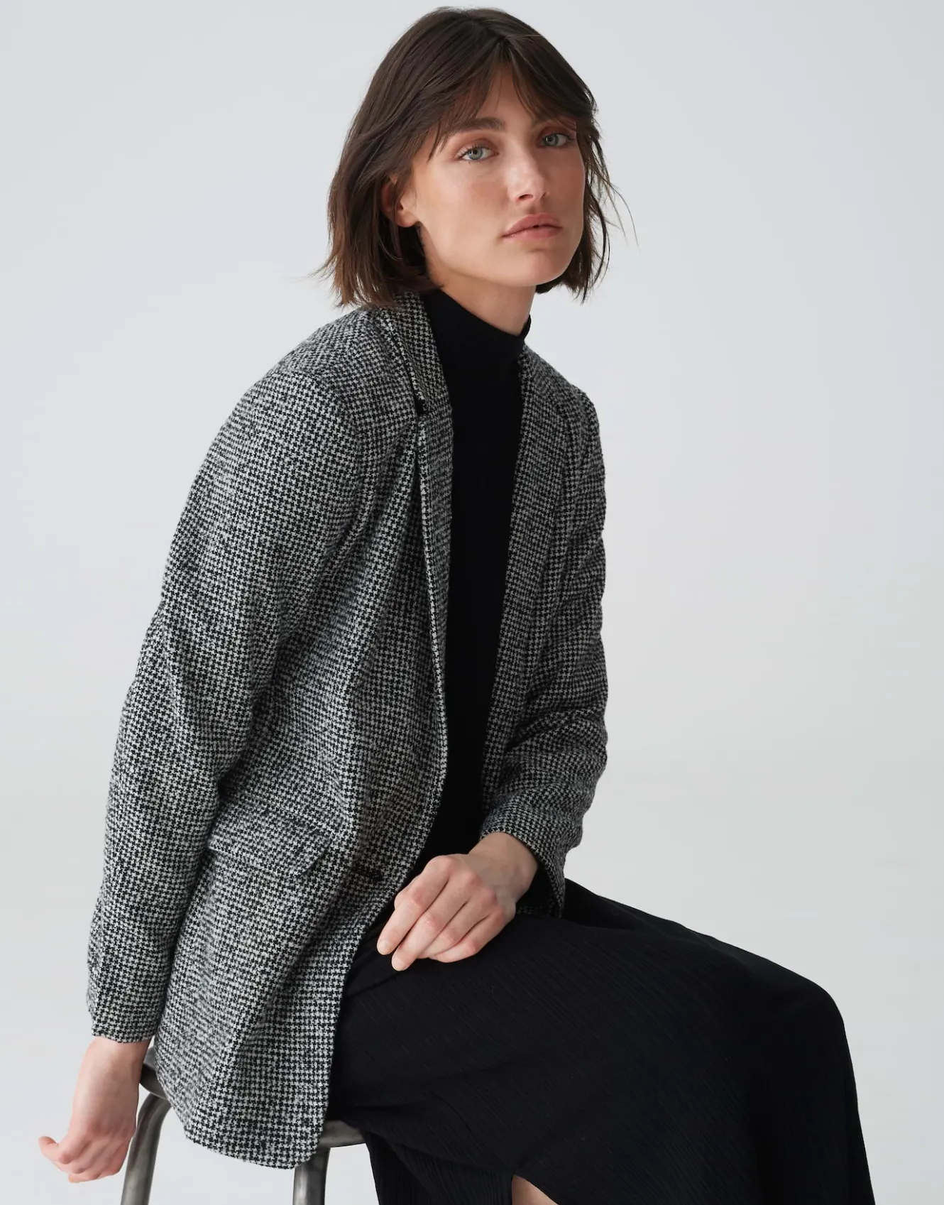 wollblazer_jendala_schwarz_online_bestellen_9.webp OPUS Wollblazer Jendala Schwarz Online Bestellen^Damen Blazer / Westen